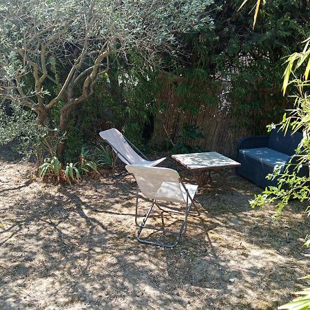Chalet Agreable, A Proximite Du Centre Historique, Golf Academy Villeneuve-les-Avignon Luaran gambar